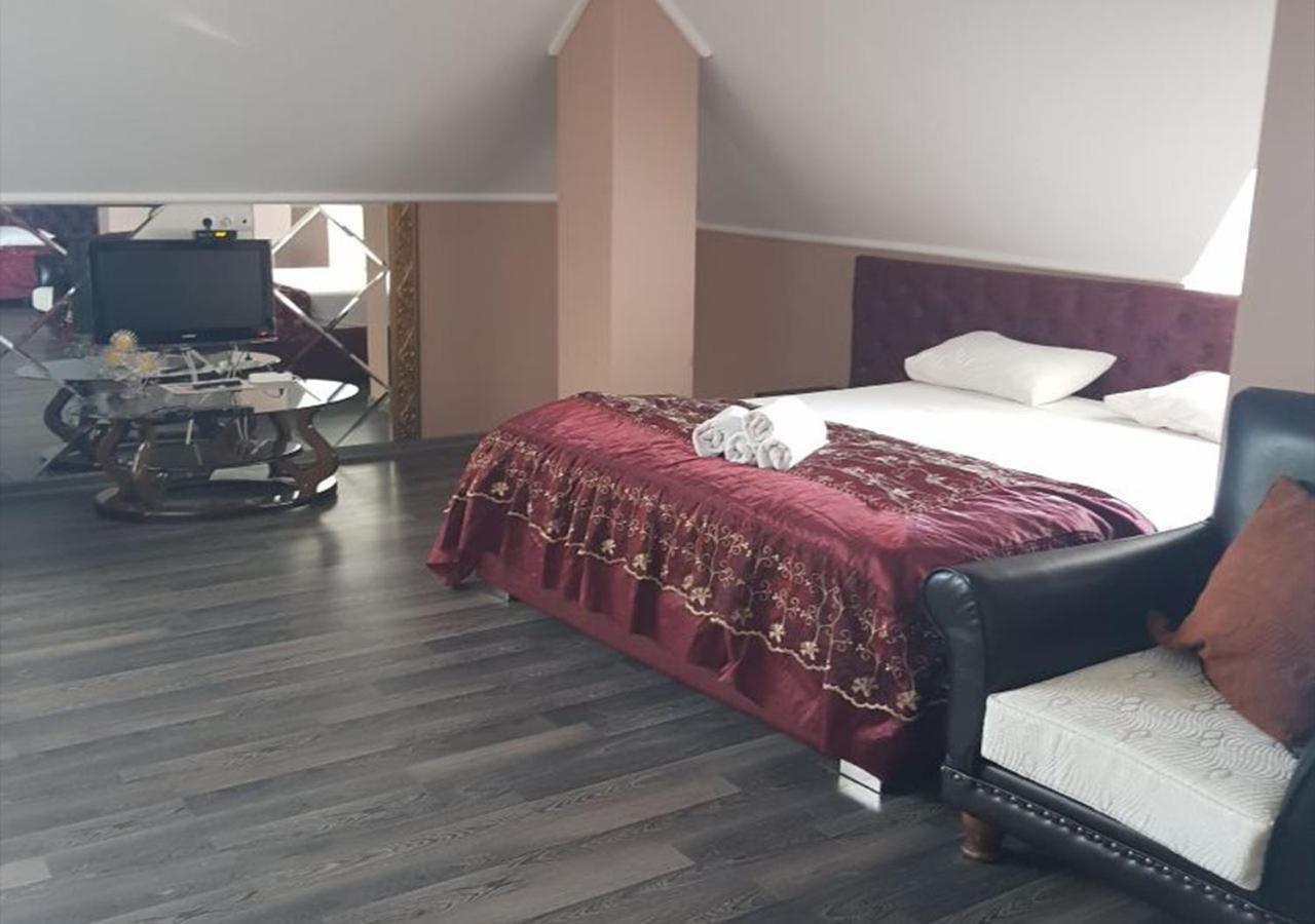 Emperum Nelson Hotel Chisinau Eksteriør bilde