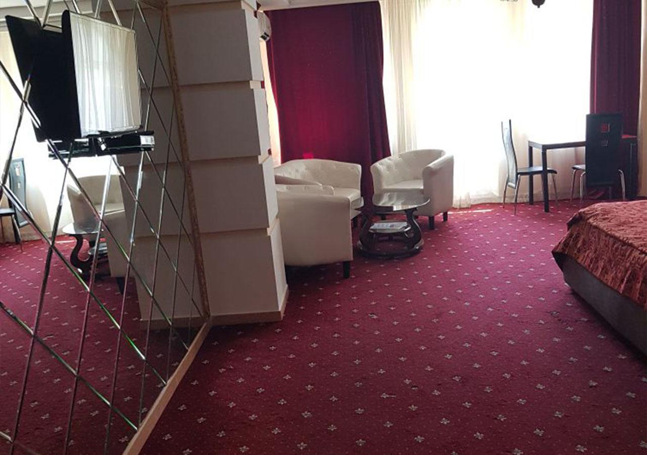 Emperum Nelson Hotel Chisinau Eksteriør bilde