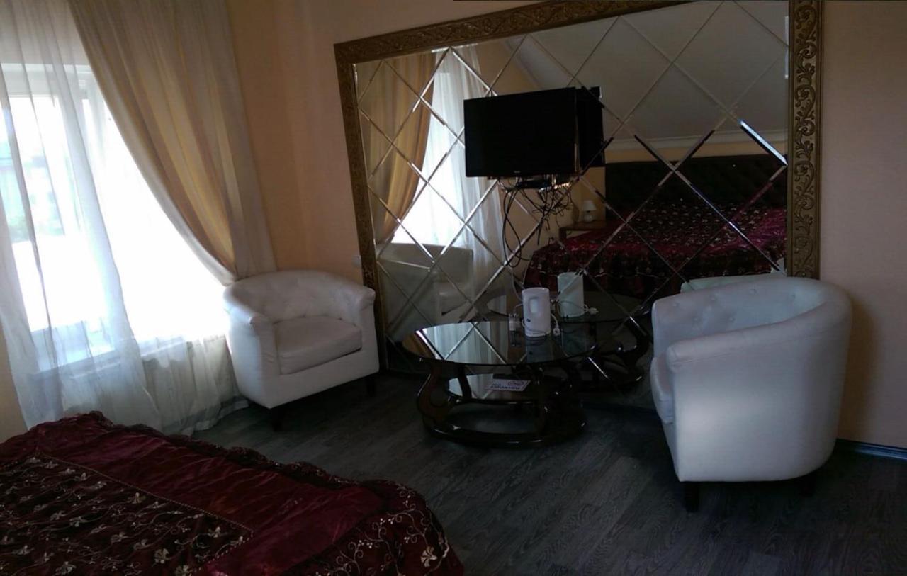 Emperum Nelson Hotel Chisinau Eksteriør bilde