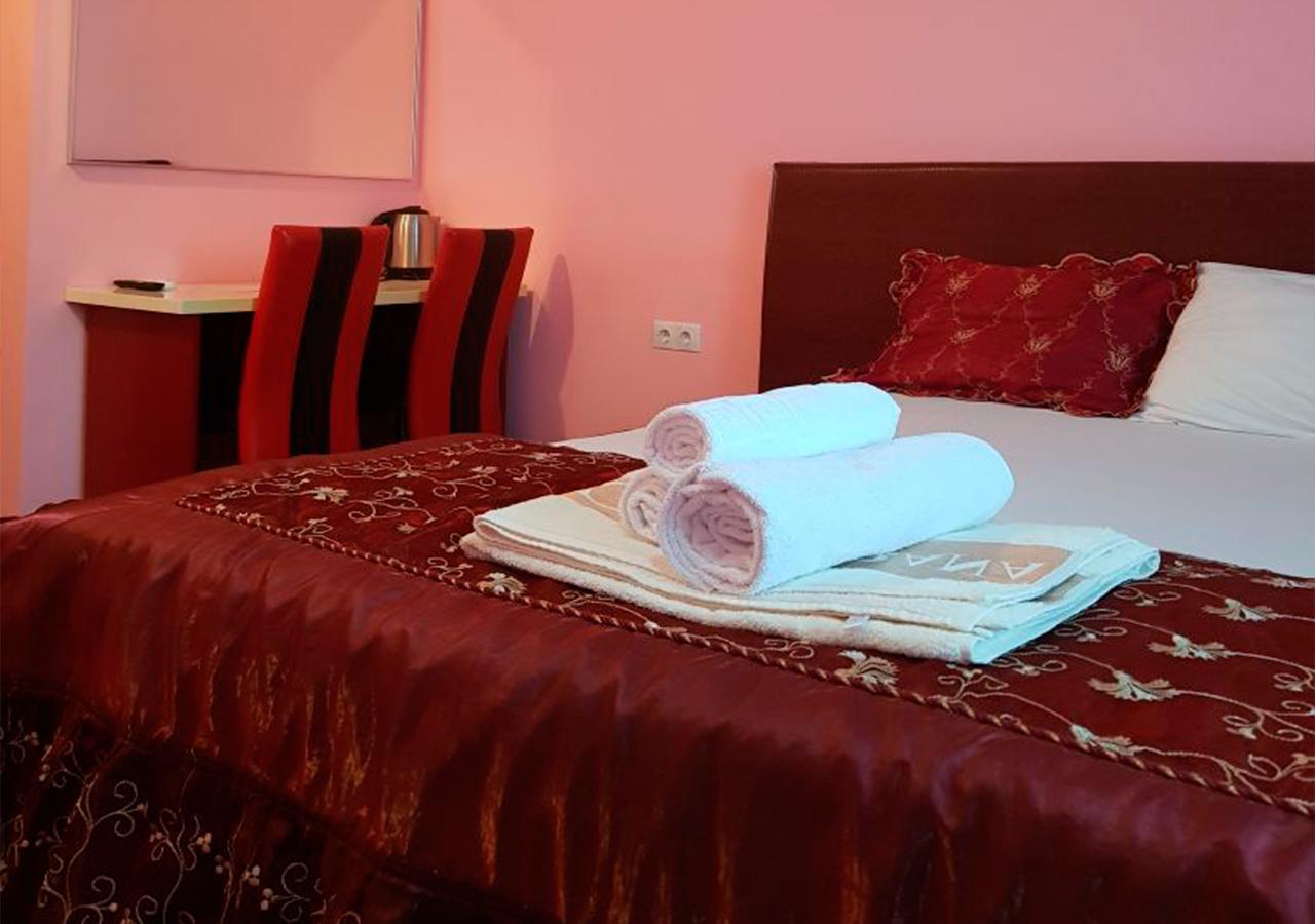 Emperum Nelson Hotel Chisinau Eksteriør bilde