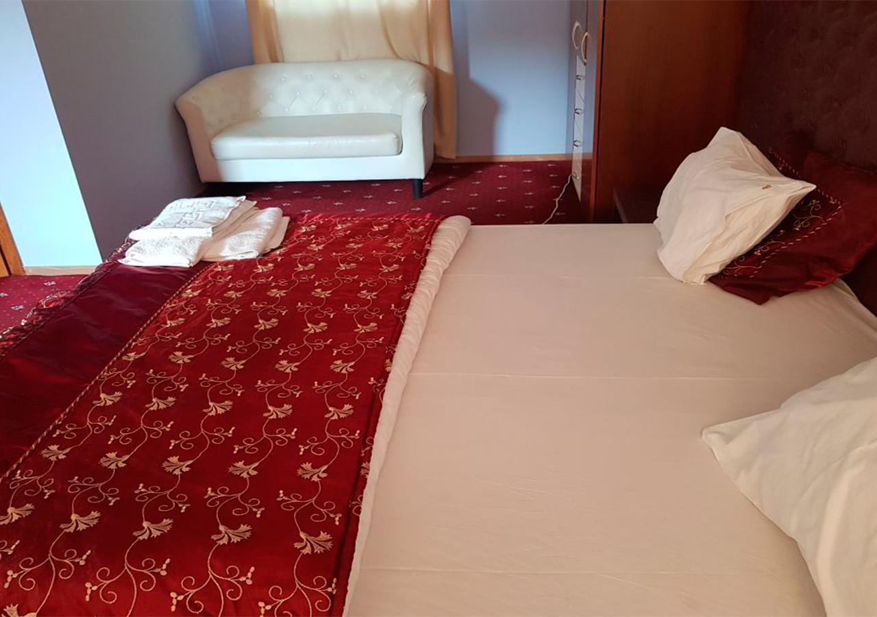 Emperum Nelson Hotel Chisinau Eksteriør bilde
